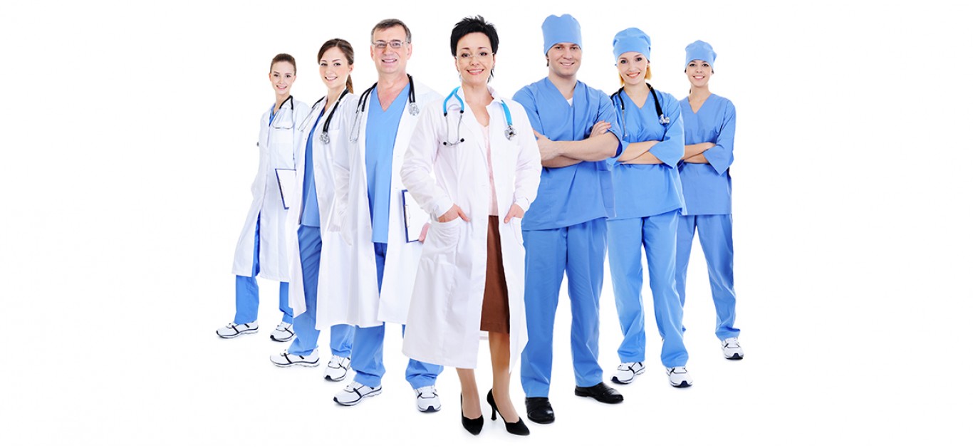Uniforms for Healthcare Workers: What to Look for When Choosing Medical Scrubs