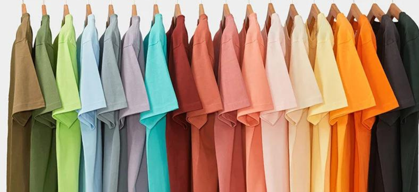 Sweat No More: How Cotton Tees Keep You Dry in Summer Heat